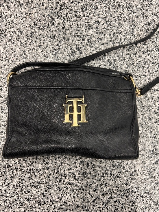 Tommy Hilfiger Handbags - Tommy Hilfiger Black Pebbled Leather Crossbody with Gold Logo